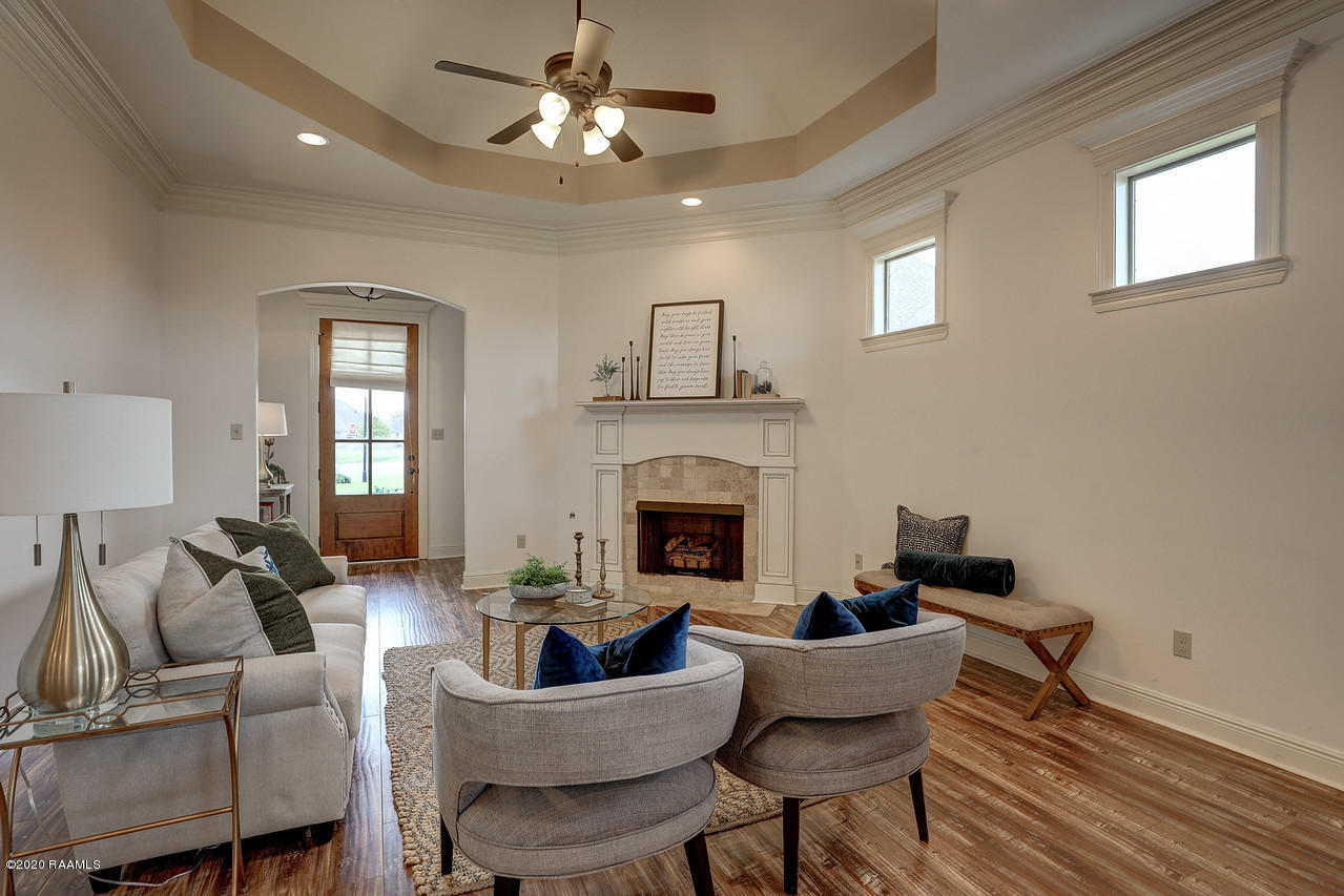 101 Biscayne Lane Lafayette, LA 70508 - Photo 5 of 30 Living Room