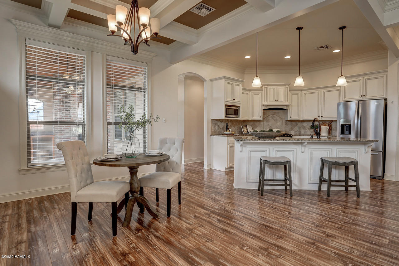101 Biscayne Lane Lafayette, LA 70508 - Photo 7 of 30 Dining and Kitchen