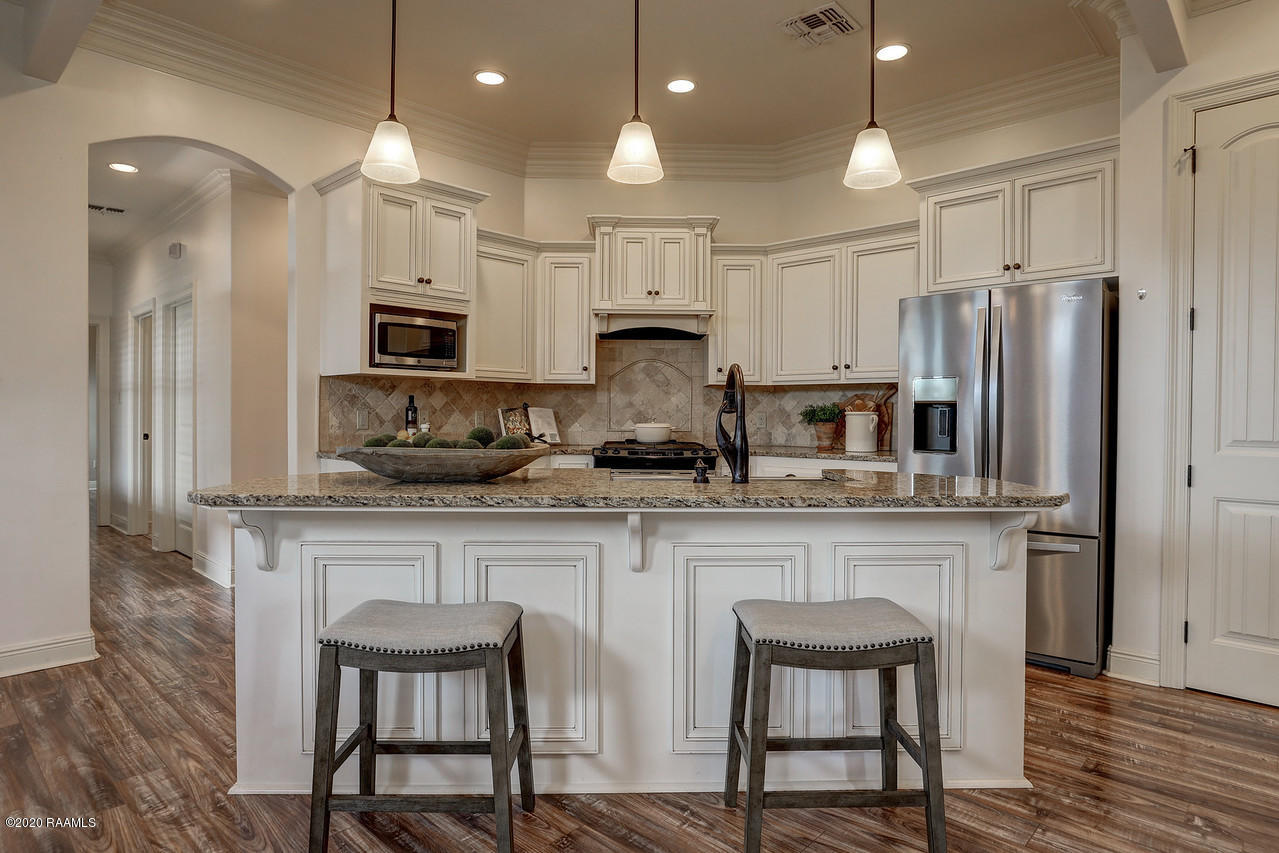 101 Biscayne Lane Lafayette, LA 70508 - Photo 8 of 30 Kitchen