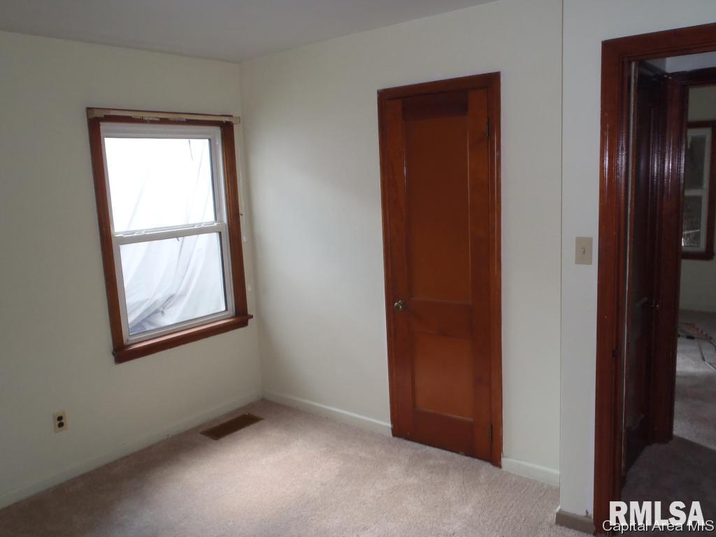 3018 South 3rd Street Springfield, IL 62703 - Photo 7 of 15