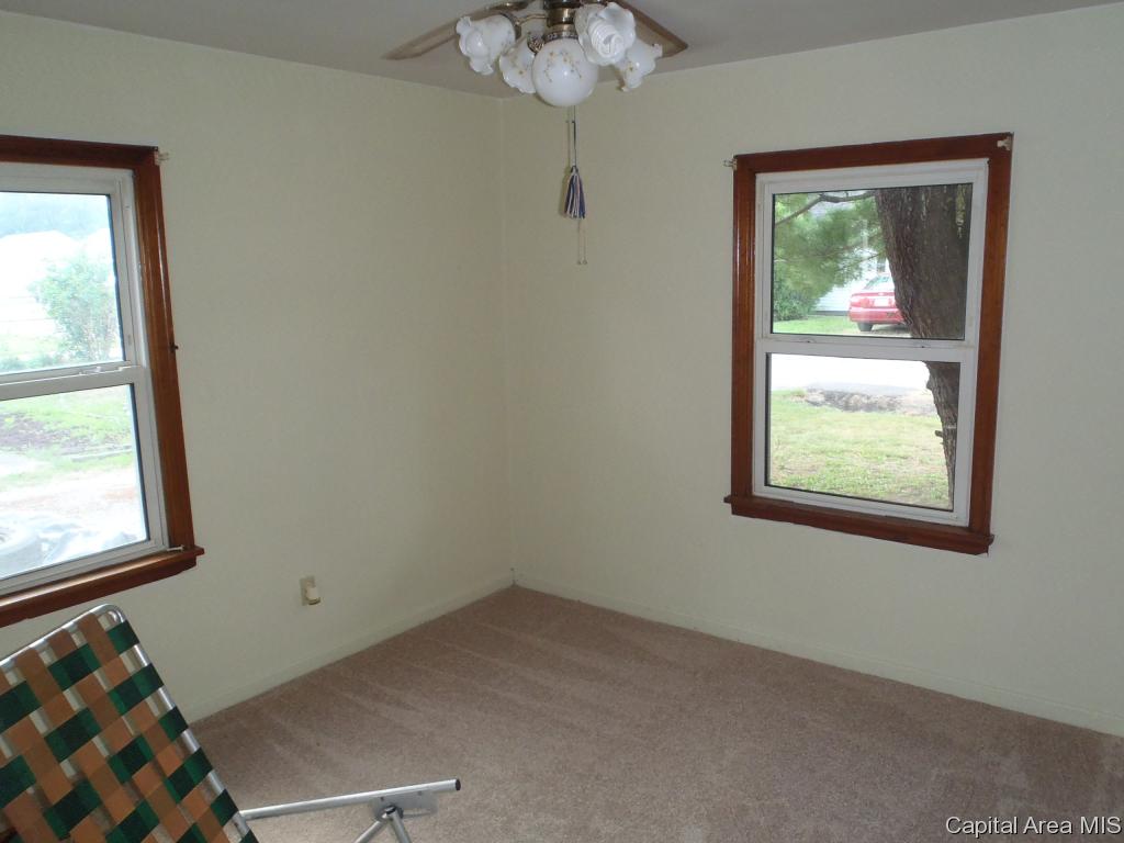 3018 South 3rd Street Springfield, IL 62703 - Photo 8 of 15