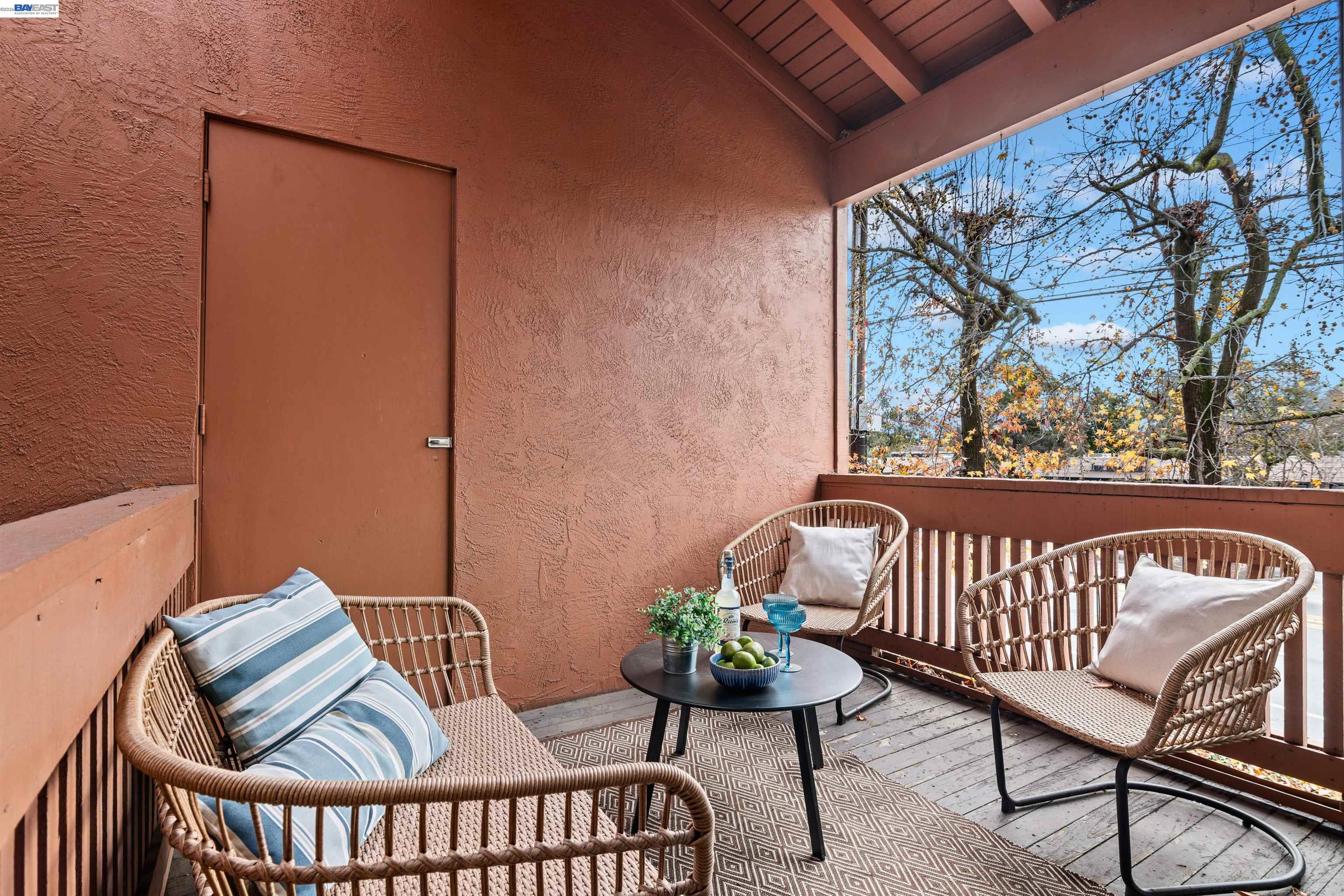 810 Oak Grove Road, Unit 104 Concord, CA 94518 - Photo 4 of 31
