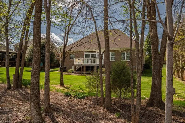 $475,000 | 106 Breckenridge Drive, Thomasville, NC 27360