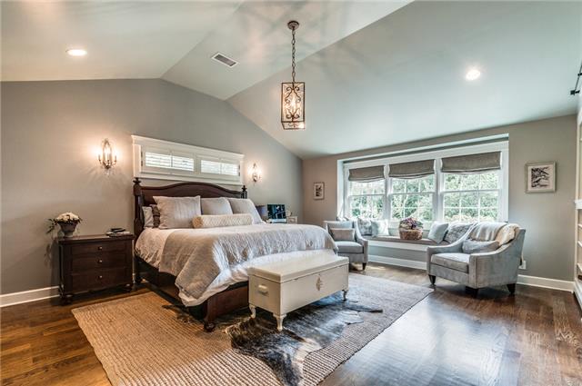 9550 Mullins Road Arrington, TN 37014 - Photo 8 of 20 This master suite was added in 2013! Hardwood floors, a vaulted ceiling and built-in bookcases accent the room!