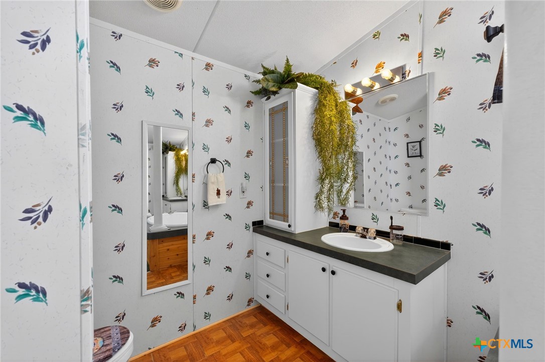 143 Bluff View Drive Spring Branch, TX 78070 - Photo 14 of 27