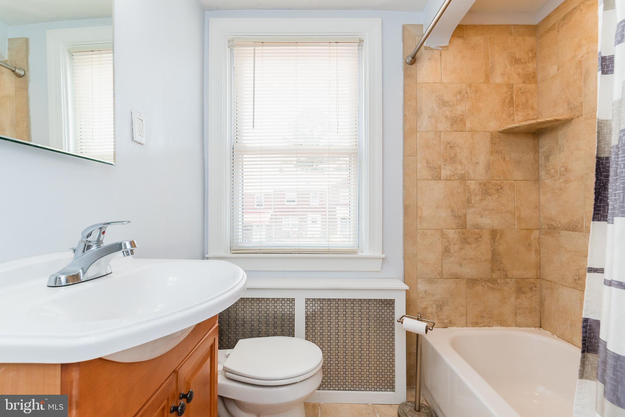 3815 Kimble Road Baltimore, MD 21218 - Photo 27 of 46 Bath Upper