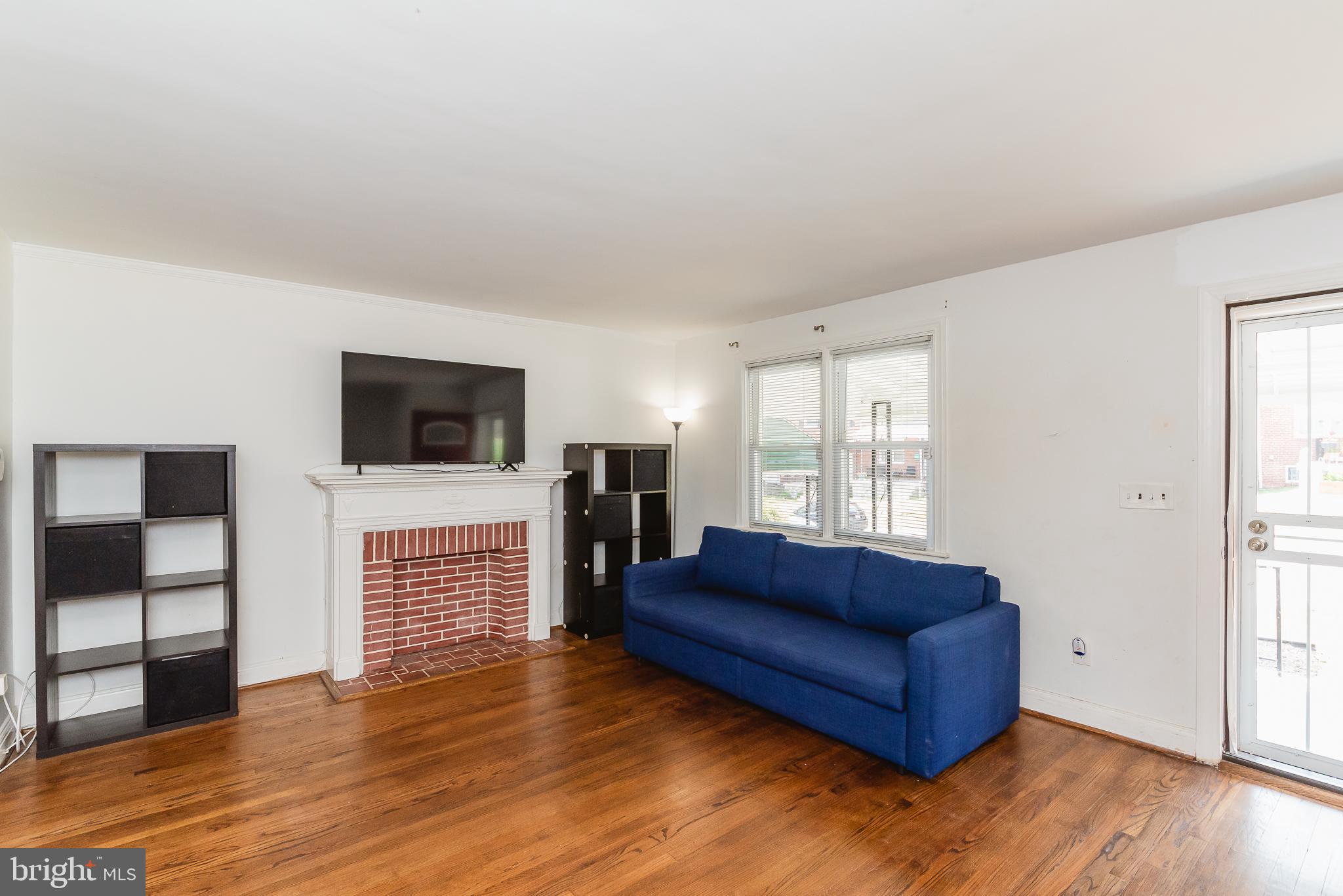 3815 Kimble Road Baltimore, MD 21218 - Photo 5 of 46 Living Room