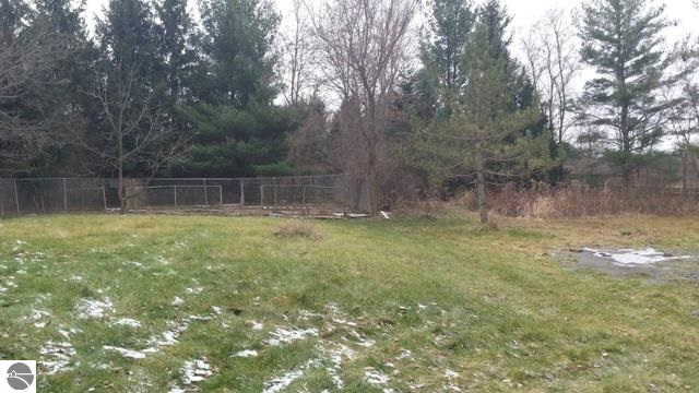 2754 East Baseline Road Mount Pleasant, MI 48858 - Photo 4 of 15 1792836-3.JPG