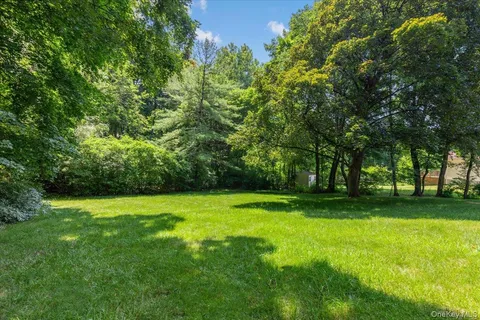 $659,000 | 2872 Brookfield Drive, Yorktown Heights, NY 10598