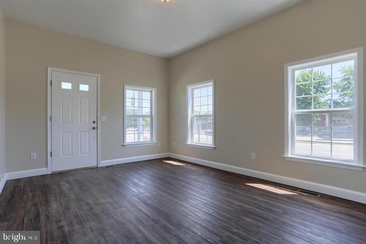 802 Reese Avenue Hershey, PA 17033 - Photo 2 of 12