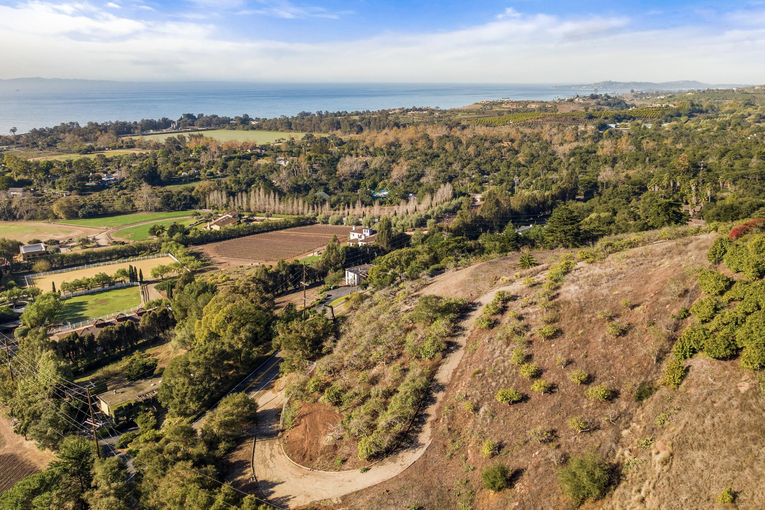 3080 Foothill Road Carpinteria, CA 93013 - Photo 10 of 16 10