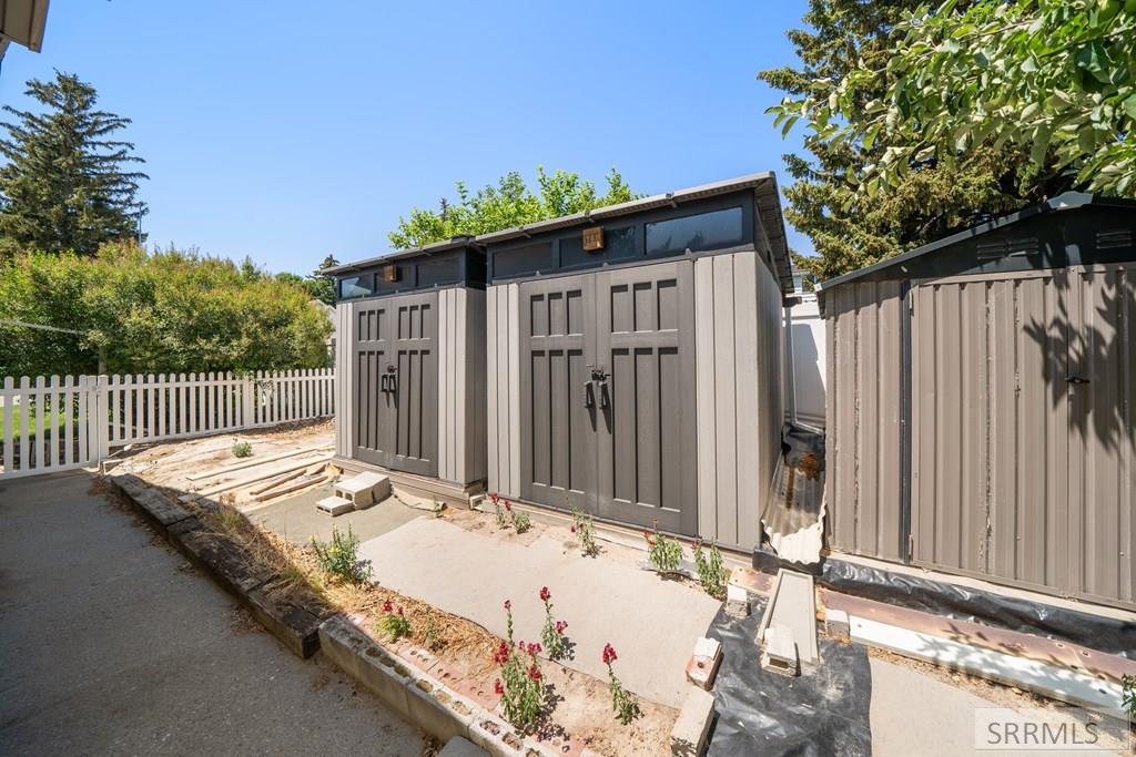 226 West Center Street Firth, ID 83236 - Photo 40 of 43