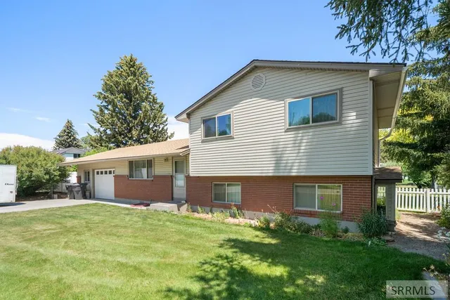 $340,000 | 226 West Center Street, Firth, ID 83236