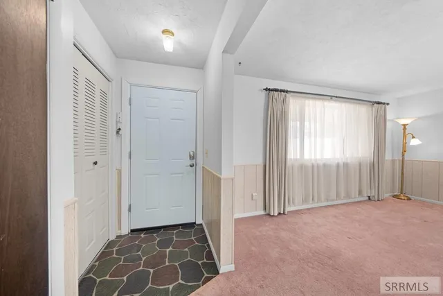 $340,000 | 226 West Center Street, Firth, ID 83236