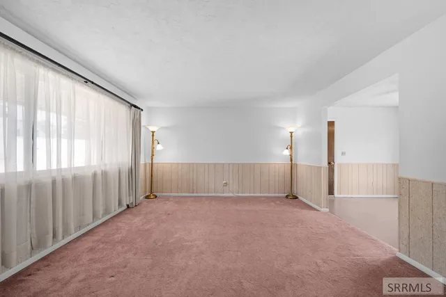 $340,000 | 226 West Center Street, Firth, ID 83236