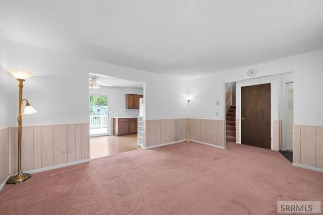 $340,000 | 226 West Center Street, Firth, ID 83236