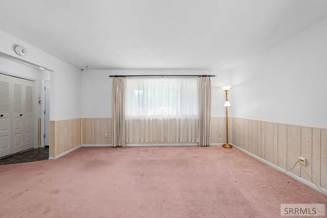 $340,000 | 226 West Center Street, Firth, ID 83236