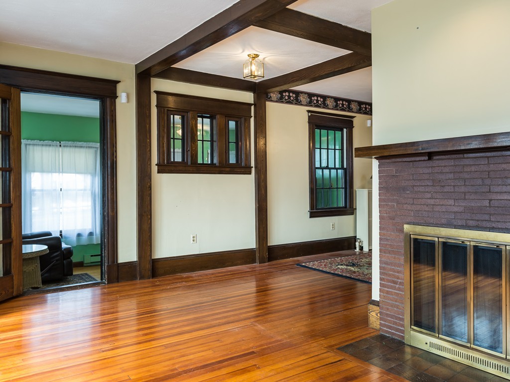 4 Larkspur Street Springfield, MA 01108 - Photo 10 of 24