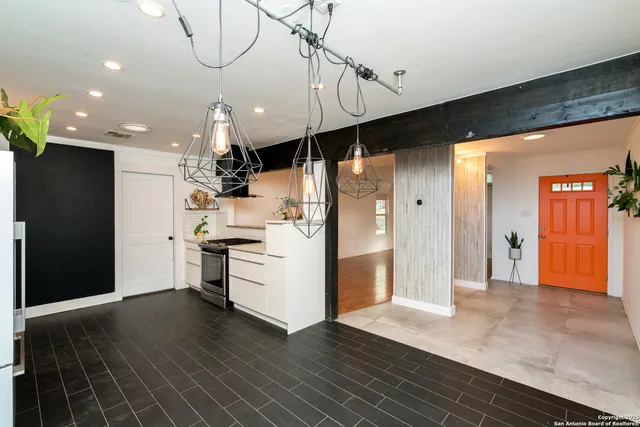 $289,000 | 522 Indigo Drive, San Antonio, TX 78216