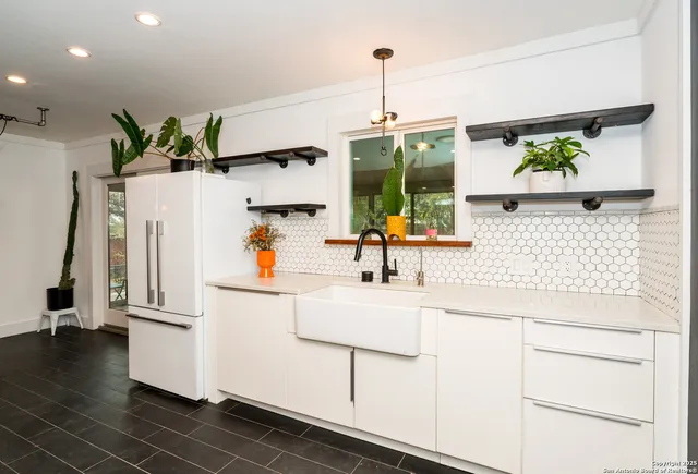 $289,000 | 522 Indigo Drive, San Antonio, TX 78216