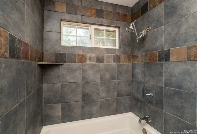 $289,000 | 522 Indigo Drive, San Antonio, TX 78216