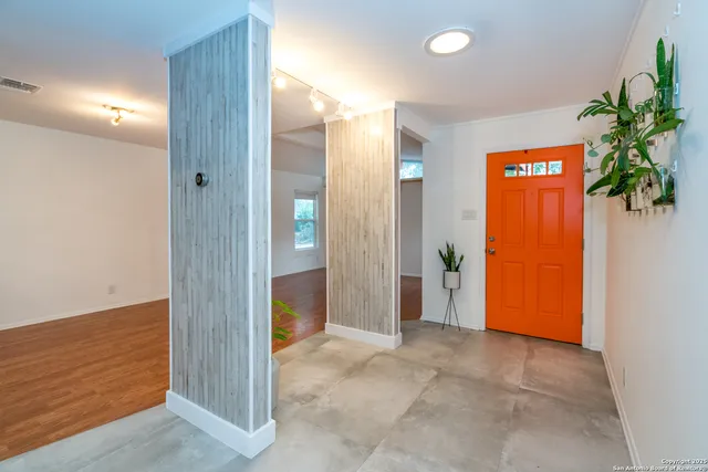 $289,000 | 522 Indigo Drive, San Antonio, TX 78216