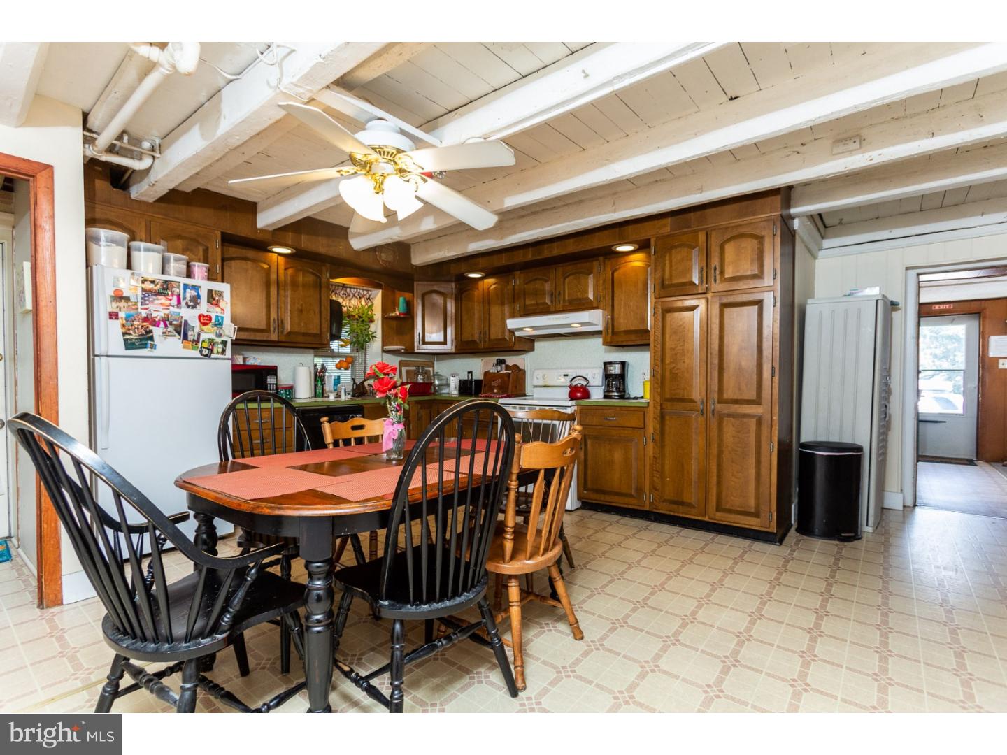 291 New Garden Road Avondale, PA 19311 - Photo 11 of 25 a view of a dining room with furniture