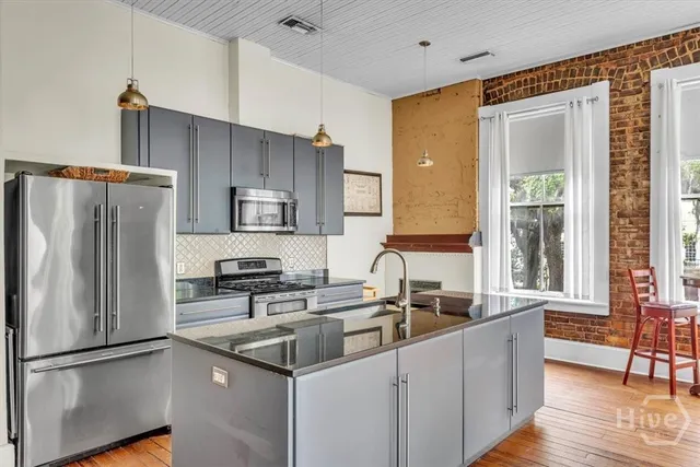 $2,900 | 20 West Oglethorpe Avenue, Unit D, Savannah, GA 31401