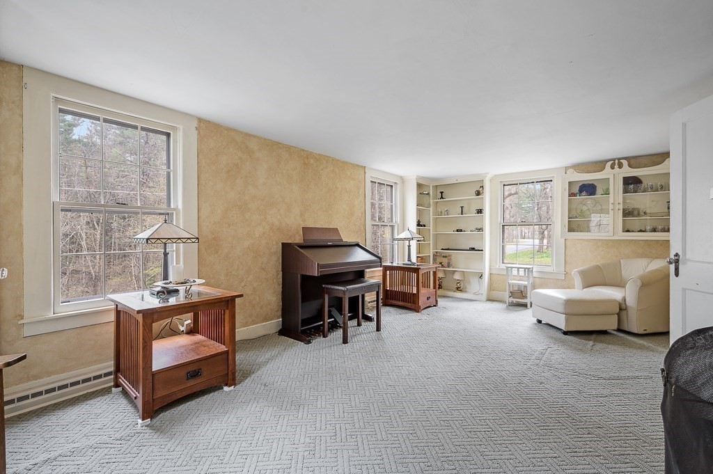 160 Old Bay Road Belchertown, MA 01007 - Photo 19 of 33 Gallery Image 19