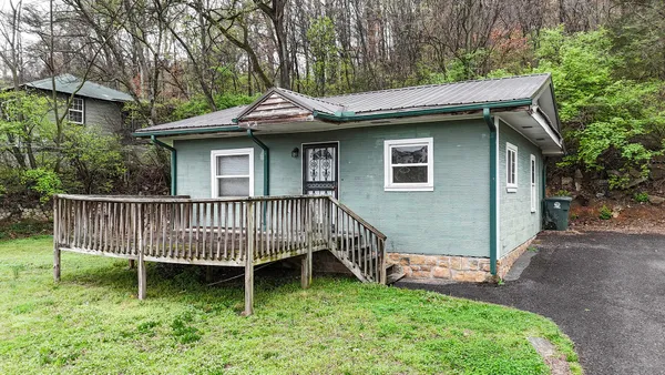 $259,900 | 719 West Bell Avenue, Chattanooga, TN 37405