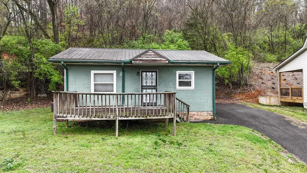 $259,900 | 719 West Bell Avenue, Chattanooga, TN 37405