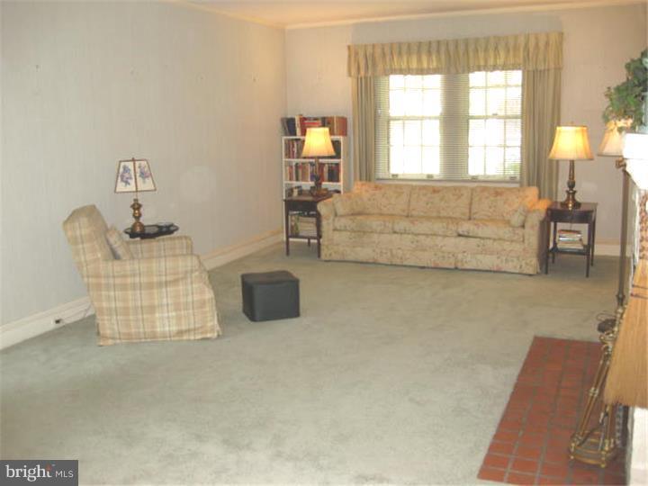 305 Hamilton Road Wynnewood, PA 19096 - Photo 9 of 17 Gallery Image 9
