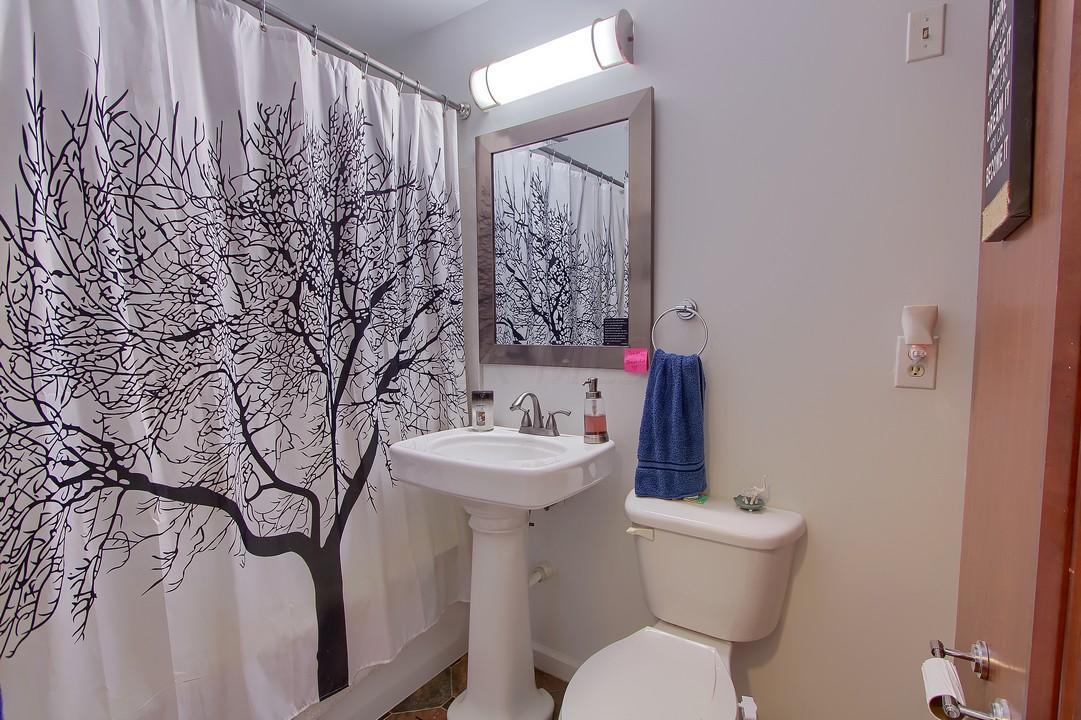 3770 Evanston Road Columbus, OH 43232 - Photo 13 of 28 Gallery Image 13