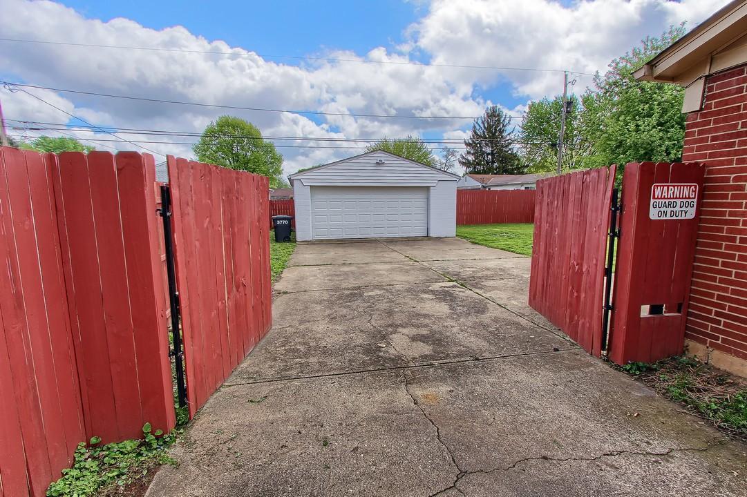 3770 Evanston Road Columbus, OH 43232 - Photo 17 of 28 Gallery Image 17