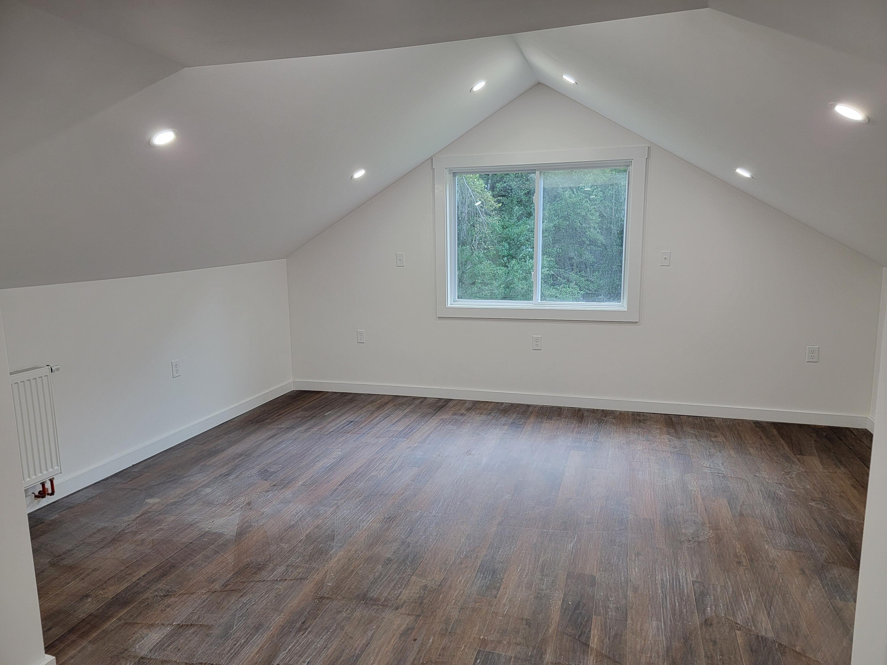 346 Middle Street Farmington, ME 04938 - Photo 27 of 40 346 Middle St