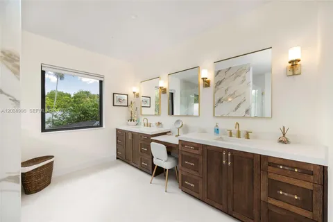 $4,150,000 | 3303 Halissee Street, Coconut Grove, FL 33133