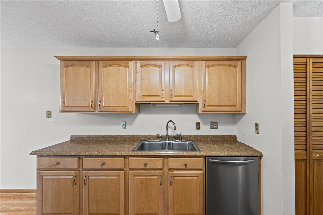 2 High Gate Trail, Unit 2 Perinton, NY 14450 - Photo 16 of 47