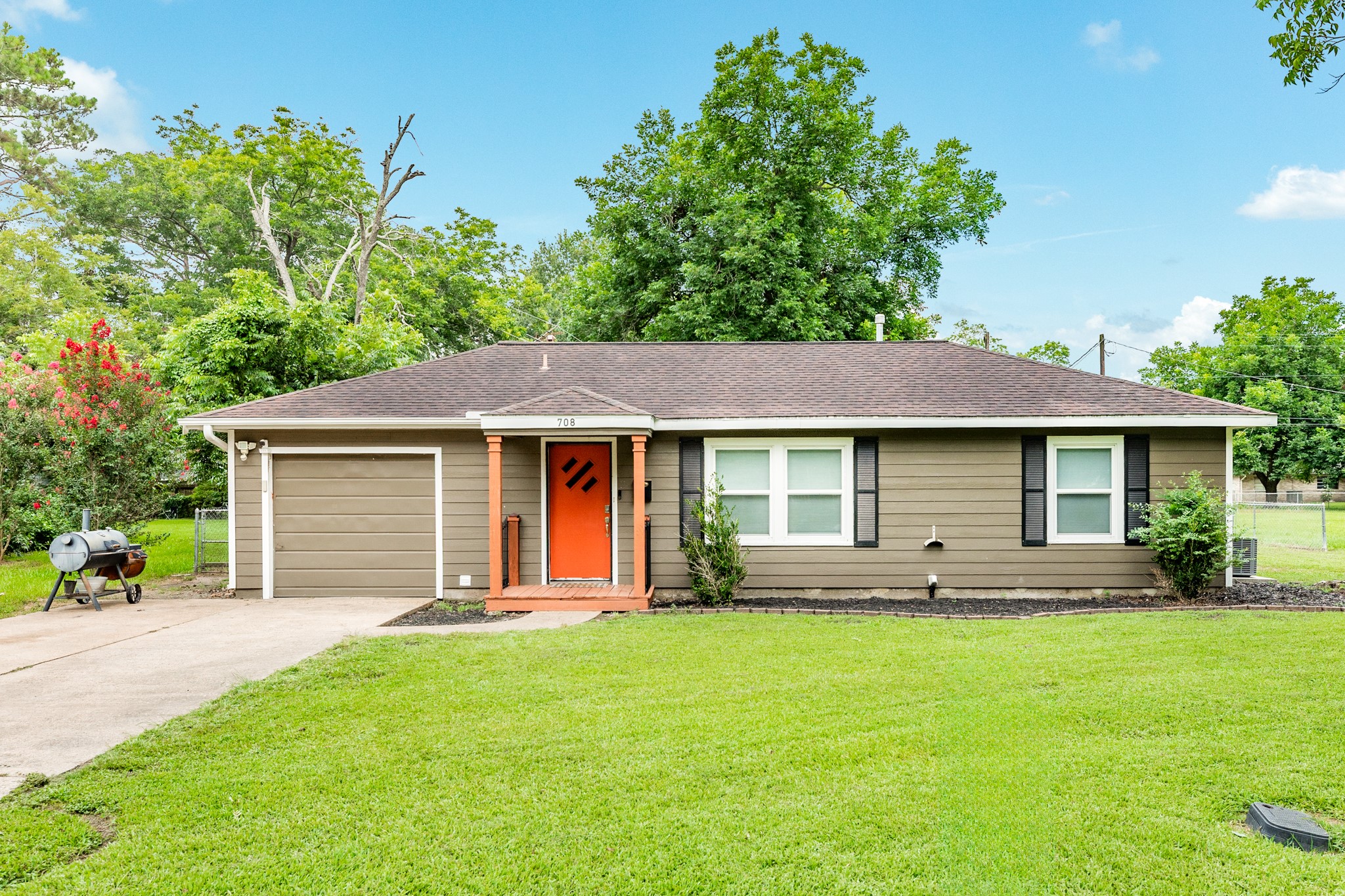 708 Alice Street Sweeny, TX 77480 - Photo 1 of 25