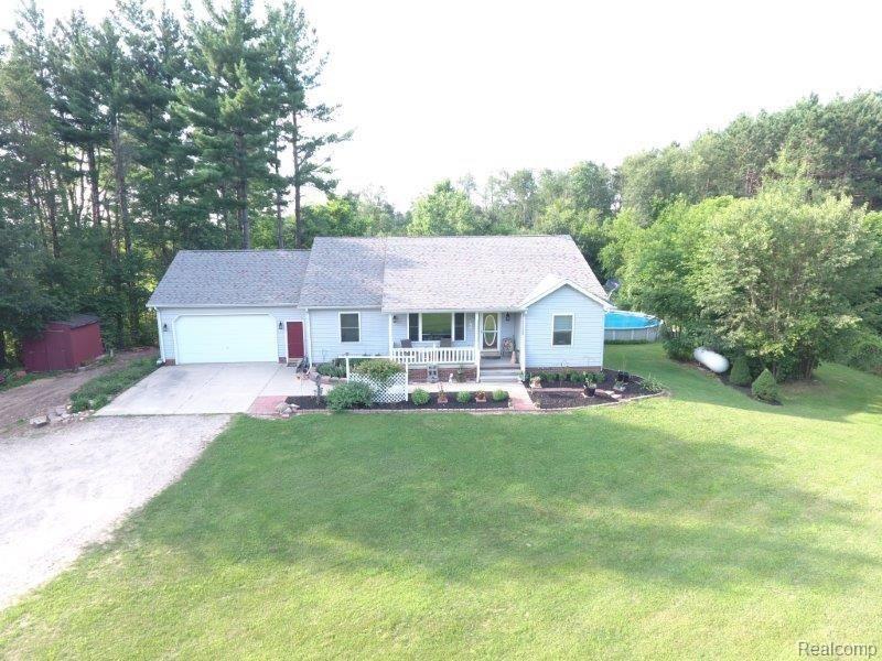 6757 Fish Lake Road North Branch, MI 48461 - Photo 23 of 32 018 (2).jpg