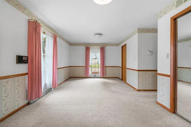 $290,000 | 377 Claremont Drive, New Kensington, PA 15068