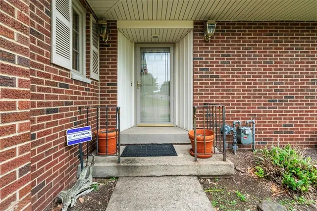 $290,000 | 377 Claremont Drive, New Kensington, PA 15068