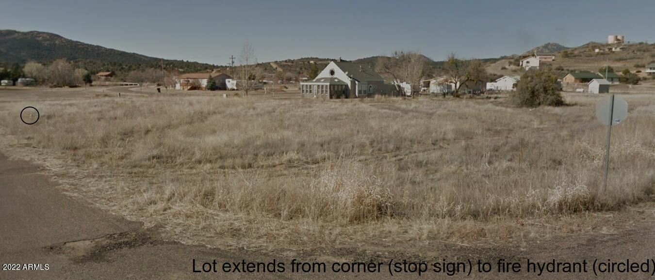 18466 Joseph Hodge Road, Unit 39 Peeples Valley, AZ 86332 - Photo 3 of 5 24302_Image_3