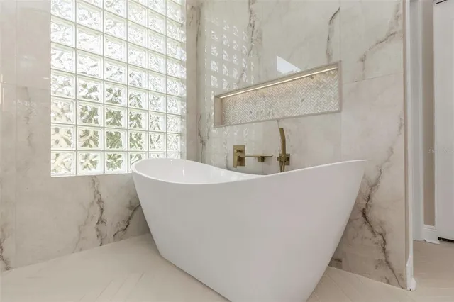 $1,399,000 | 1402 Wyndham Lakes Drive, Odessa, FL 33556