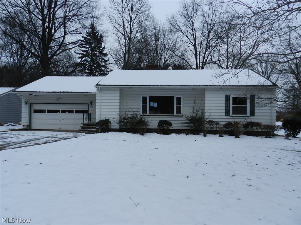 5577 Fitch Road North Olmsted, OH 44070 - Photo 1 of 20
