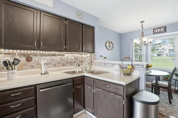 $274,900 | 395 Jubilee Drive, Bridgeville, PA 15017