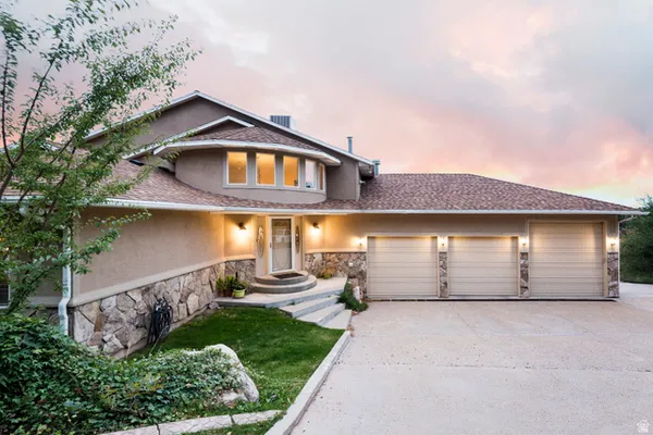 $1,049,900 | 6169 South 2850 East, Ogden, UT 84403
