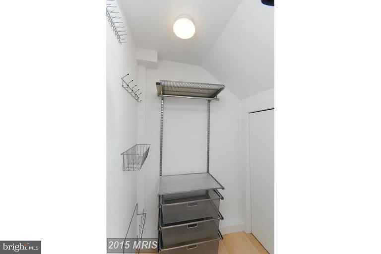 165 D Street Southeast, Unit 1 Washington, DC 20003 - Photo 7 of 12