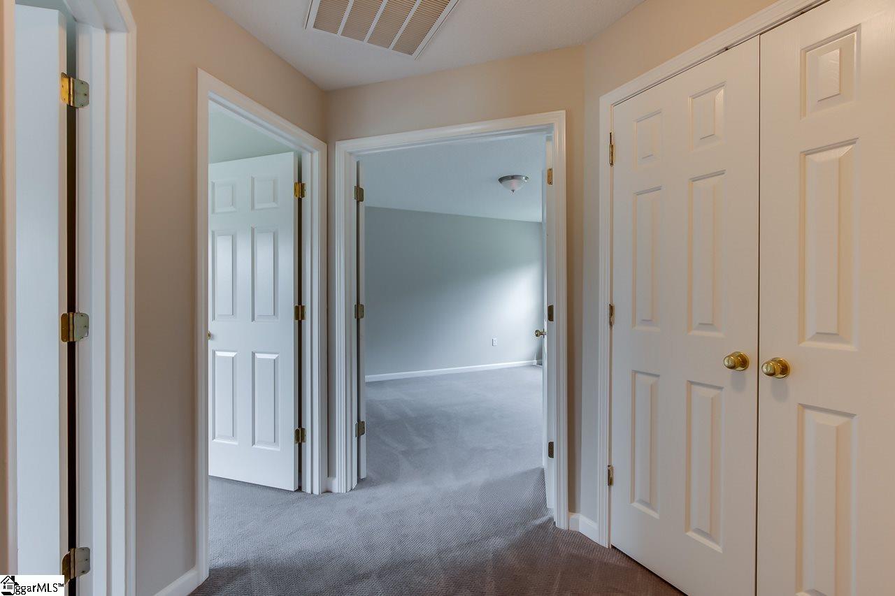 507 Flanders Court Greenville, SC 29607 - Photo 19 of 31 Gallery Image 19