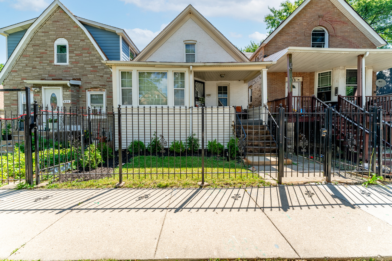 837 North St Louis Ave