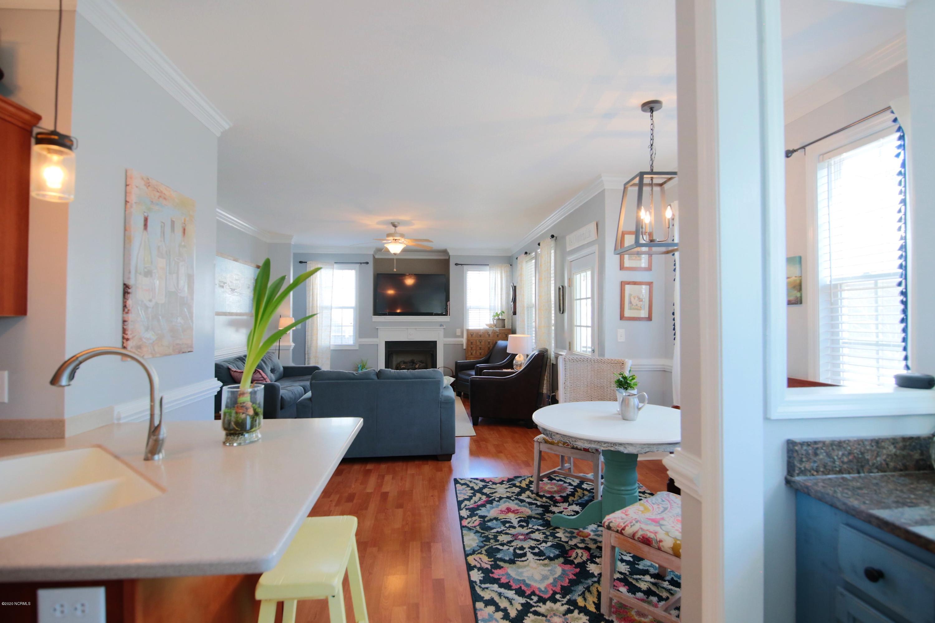 202 Brook Crossing Road Swansboro, NC 28584 - Photo 10 of 44 4P9A4656